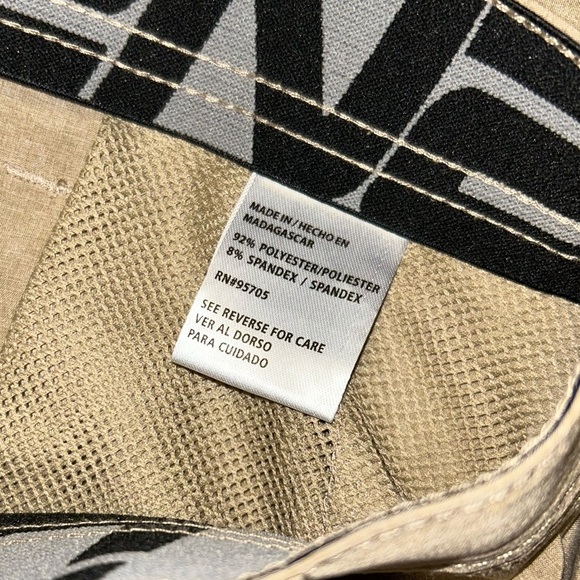 Denali Men’s Khaki Shorts. Size 32 - Picture 3 of 4